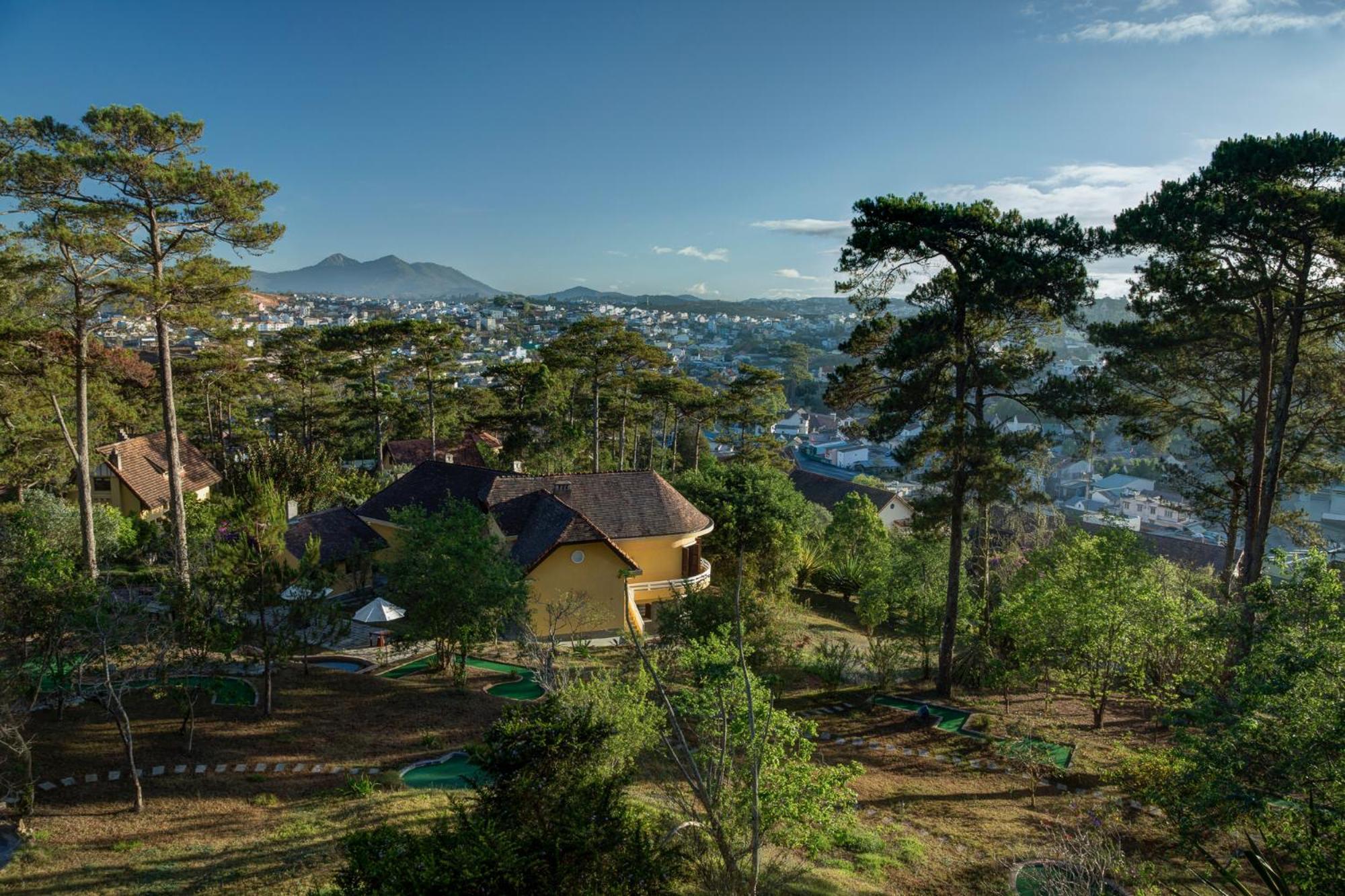 Station touristique Ana Mandara & Đà Lạt